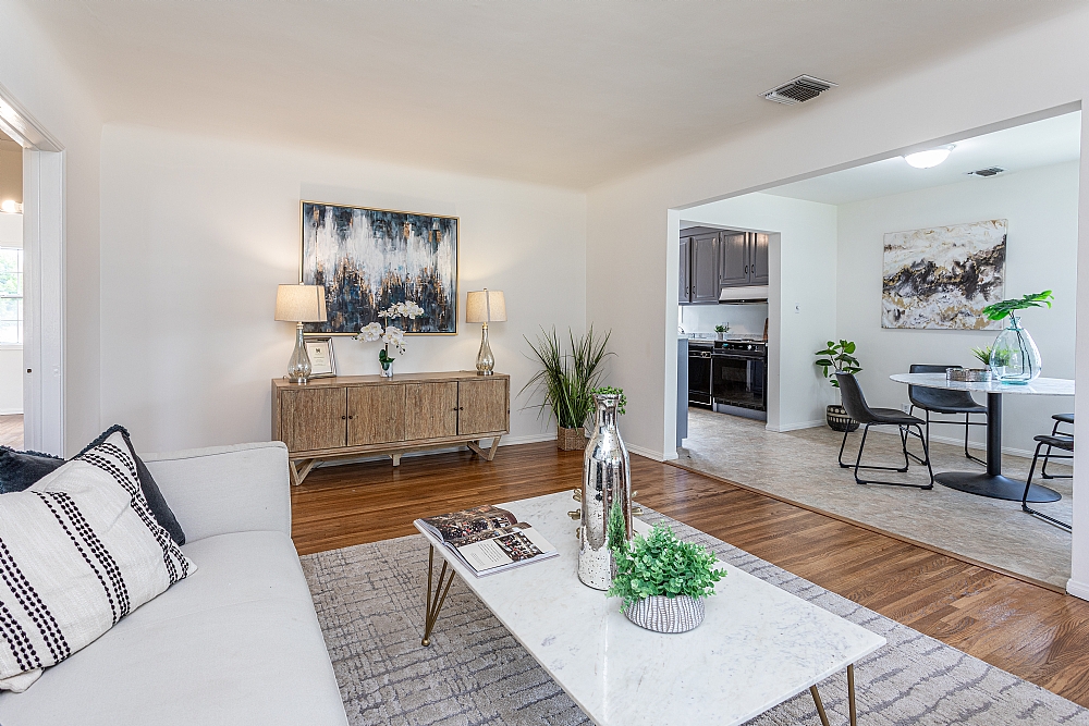 Elfyer - Burbank, CA House - For Sale