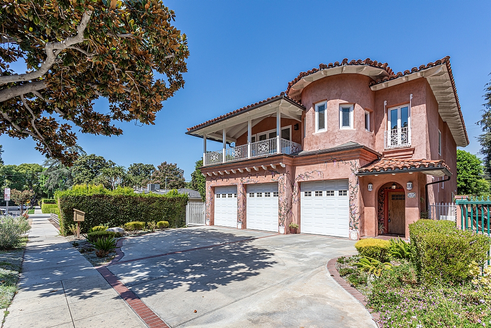 Elfyer - Burbank, CA House - For Sale