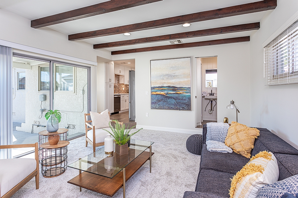 Elfyer - Burbank, CA House - For Sale