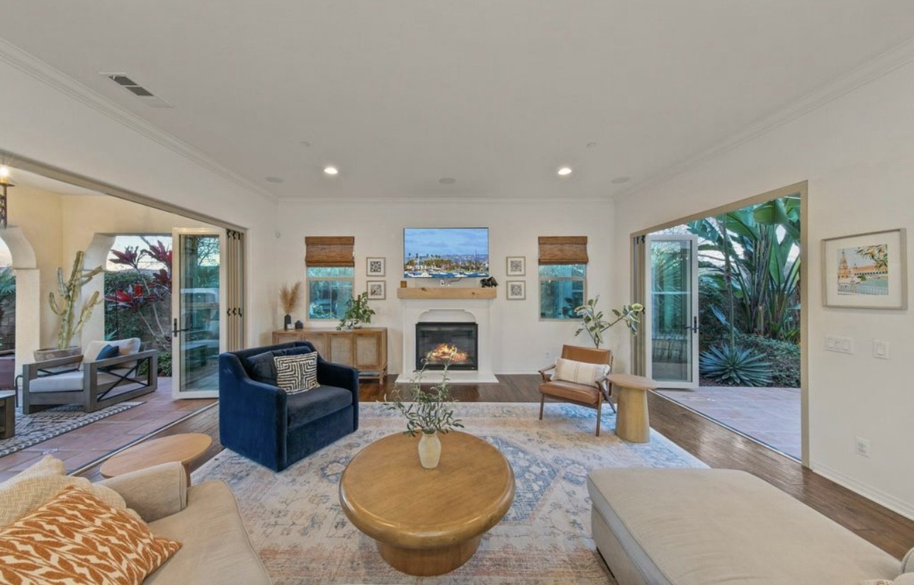 Elfyer - Carlsbad, CA House - For Sale