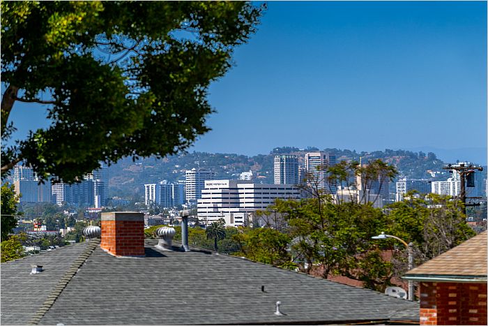 Elfyer - Los Angeles, CA House - For Sale