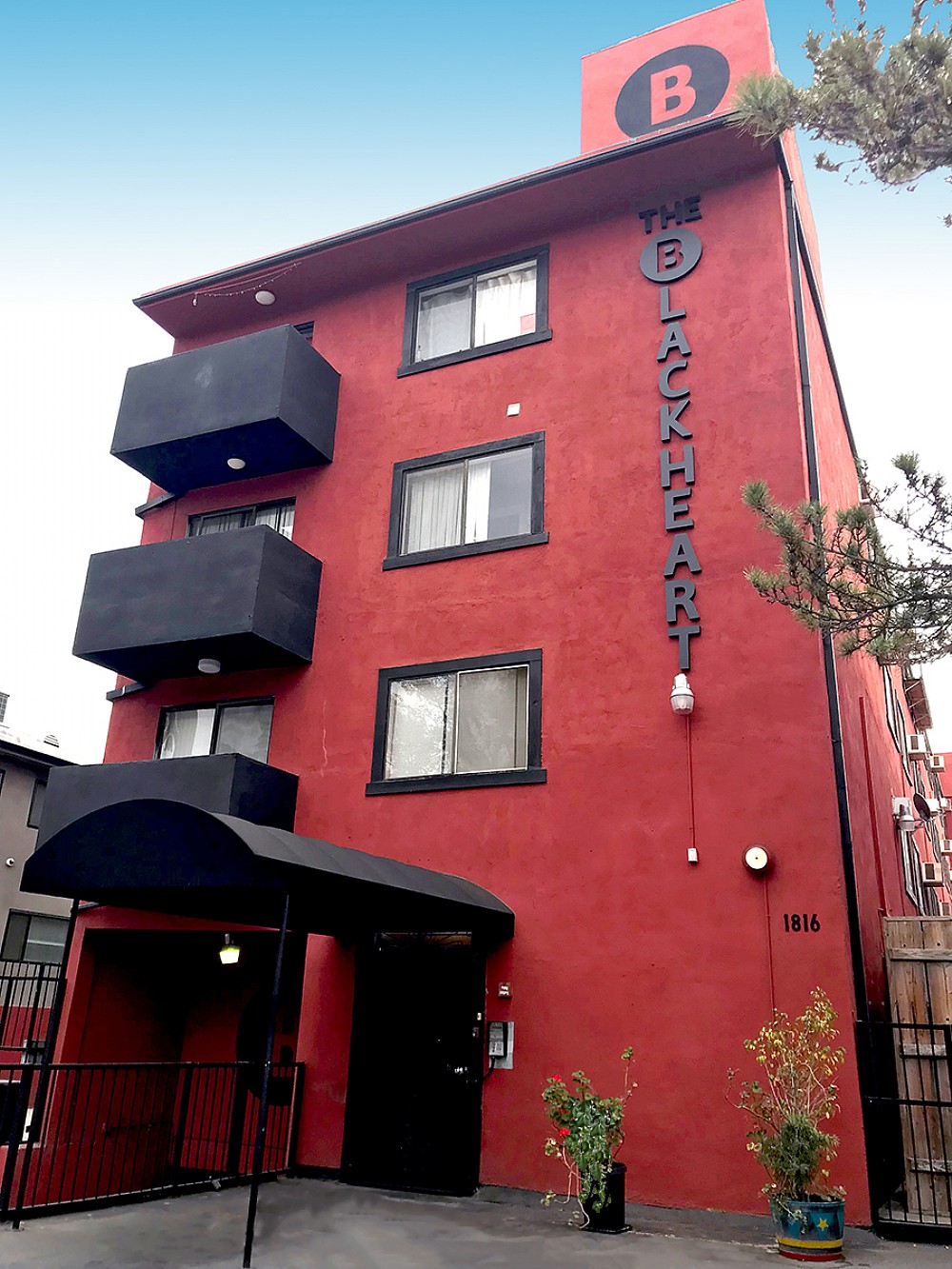 Elfyer - Los Angeles, CA House - For Sale