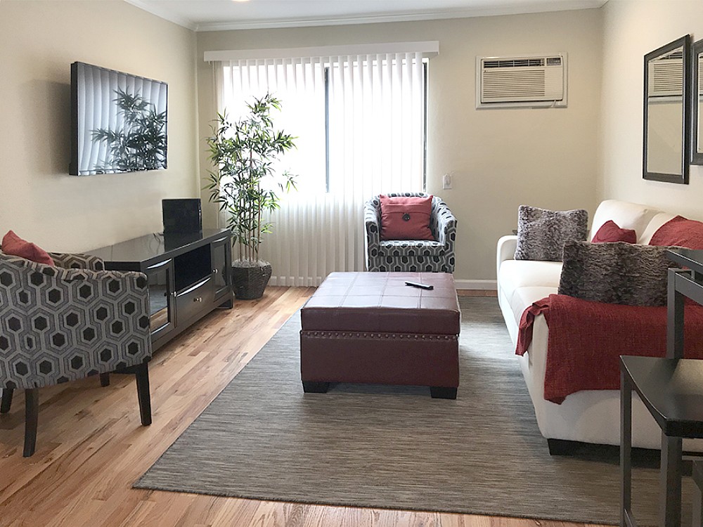 Elfyer - Los Angeles, CA House - For Sale