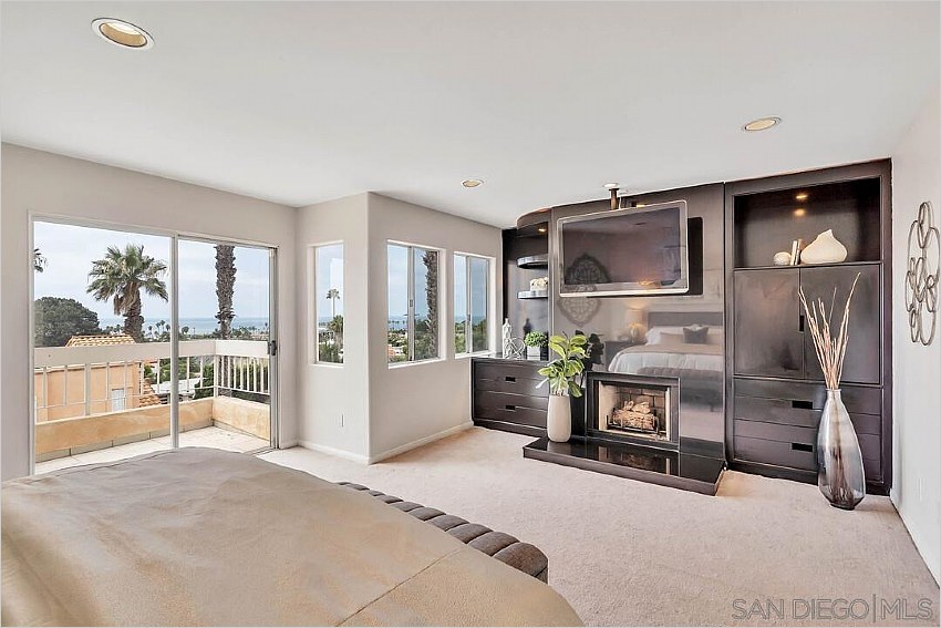 Elfyer - La Jolla, CA House - For Sale