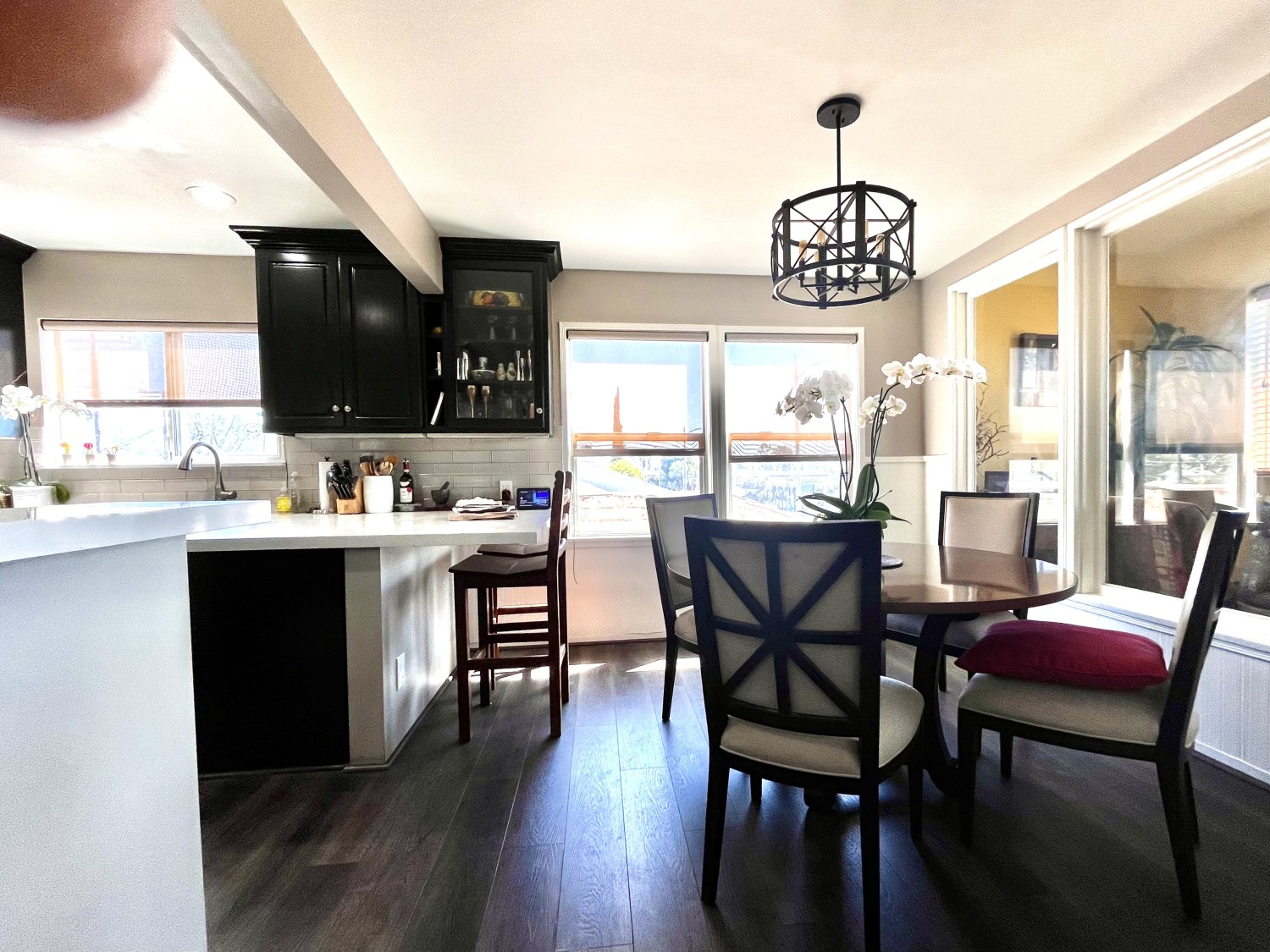 Elfyer - Burbank, CA House - For Sale