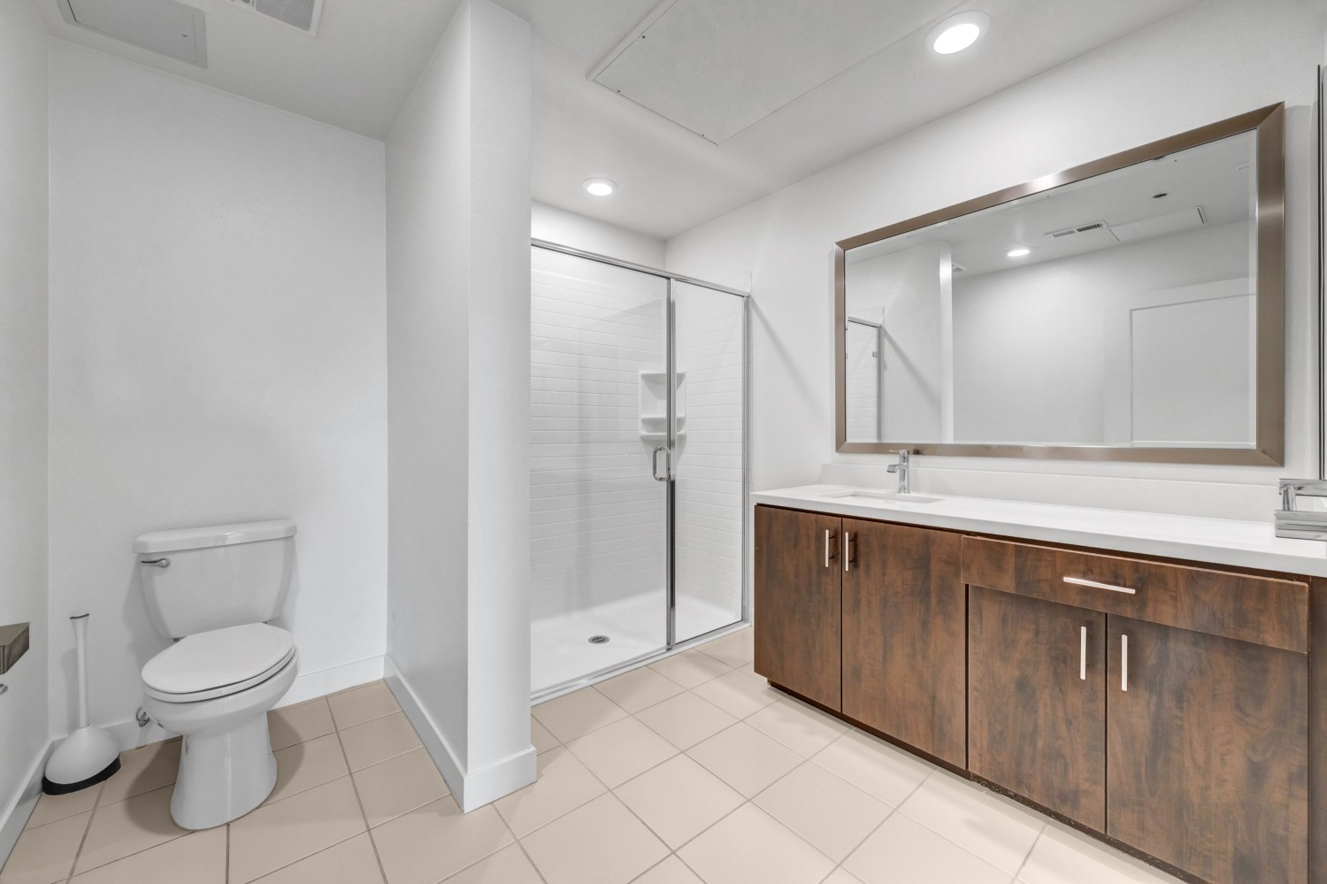 Elfyer - Irvine, CA House - For Sale