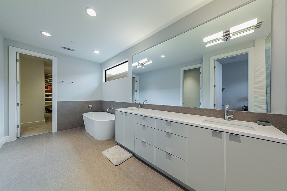 Elfyer - Houston, TX House - For Sale