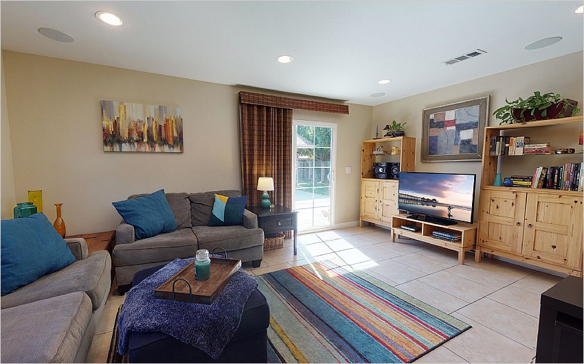 Elfyer - Sun Valley, CA House - For Sale