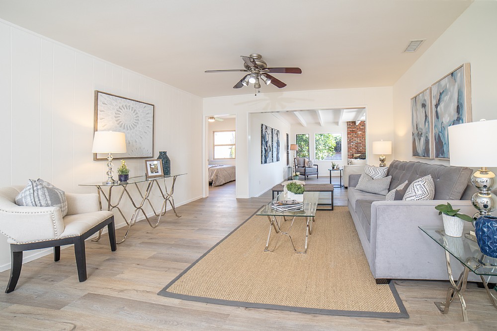 Elfyer - Burbank, CA House - For Sale