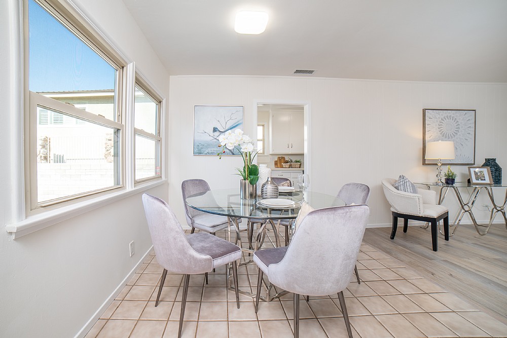 Elfyer - Burbank, CA House - For Sale