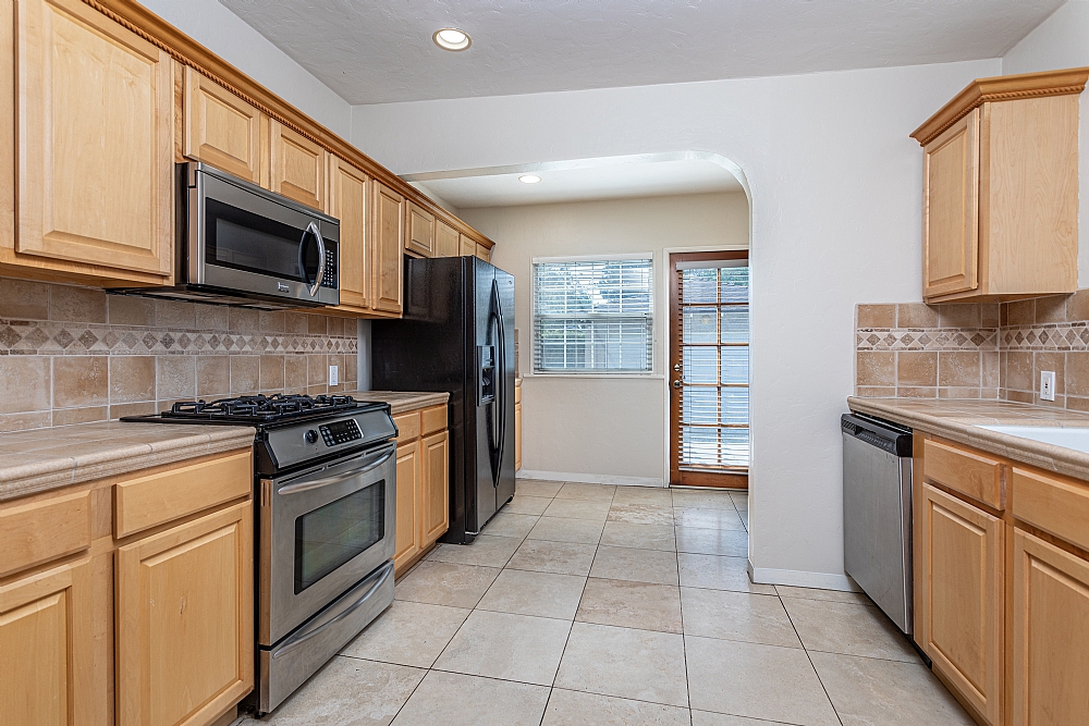 Elfyer - Burbank, CA House - For Sale