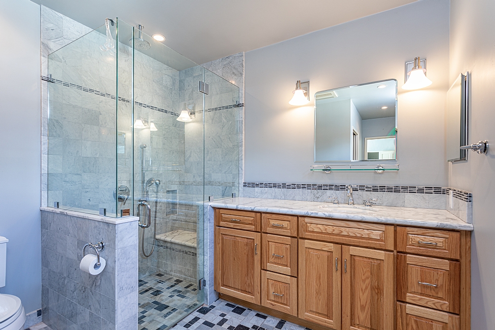 Elfyer - Burbank, CA House - For Sale