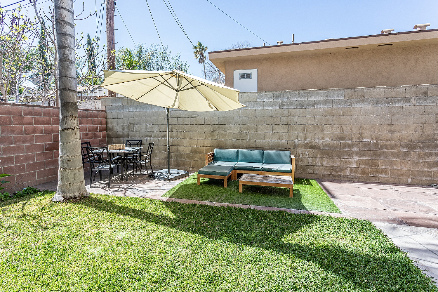 Elfyer - Burbank, CA House - For Sale