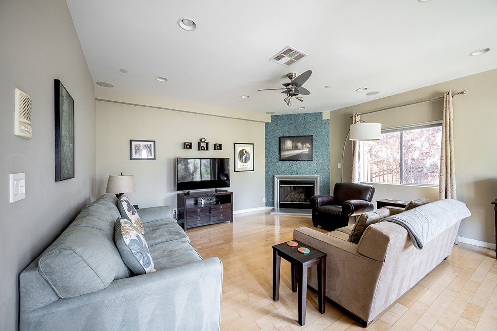 Elfyer - Los Angeles, CA House - For Sale