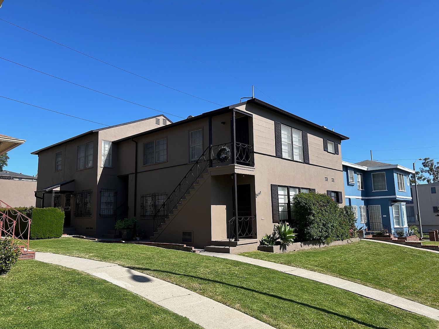 Elfyer - Los Angeles, CA House - For Sale