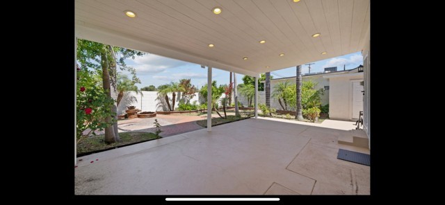 Elfyer - North Hollywood, CA House - For Sale