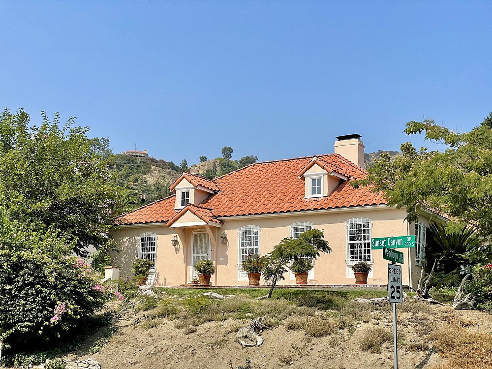 Elfyer - Burbank, CA House - For Sale