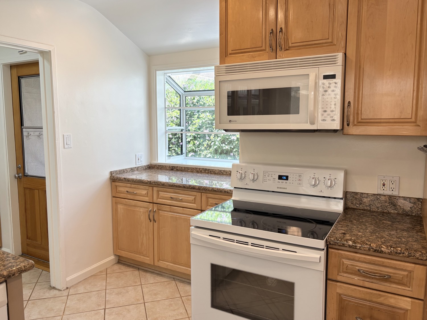 Elfyer - La Canada Flintridge, CA House - For Sale