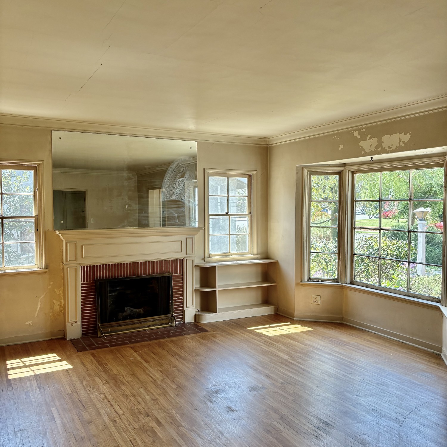 Elfyer - Pasadena, CA House - For Sale