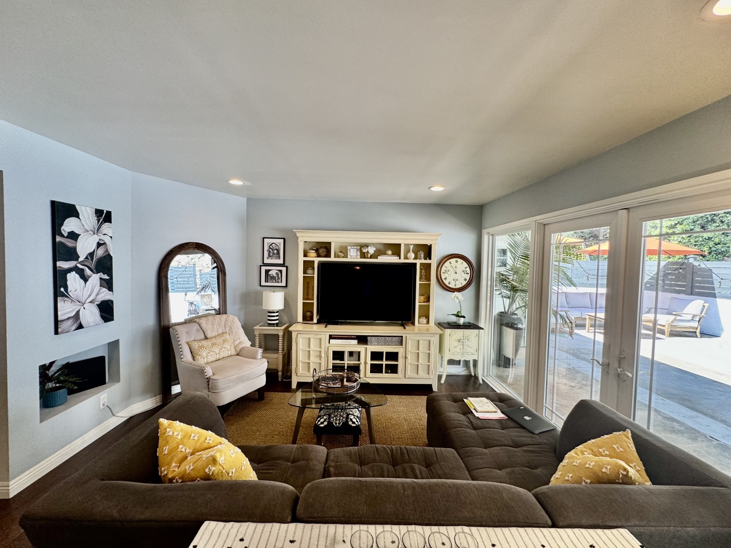 Elfyer - Glendale, CA House - For Sale