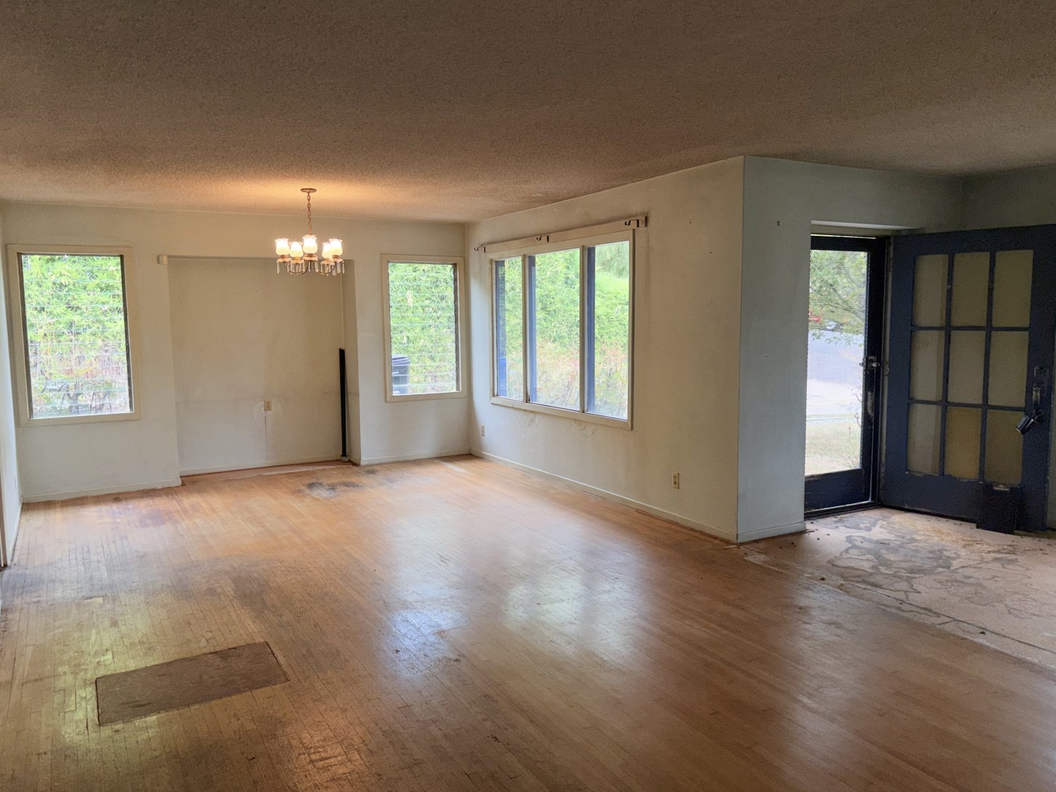 Elfyer - Los Angeles, CA House - For Sale