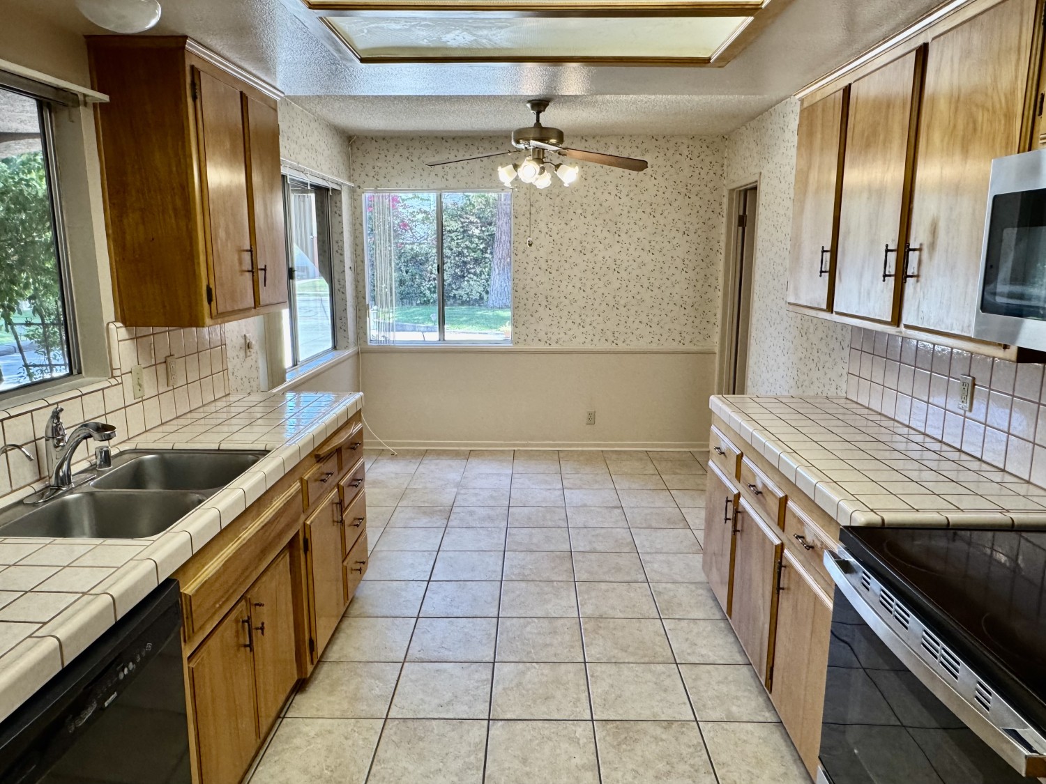 Elfyer - Glendora, CA House - For Sale