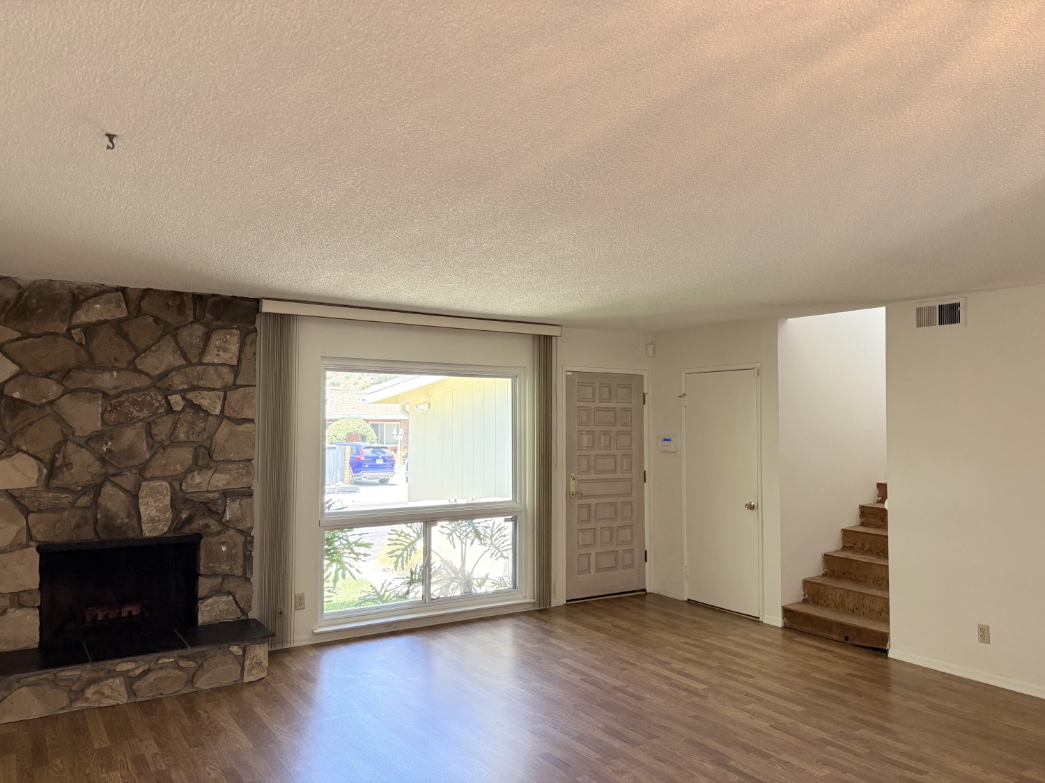 Elfyer - Los Angeles, CA House - For Sale