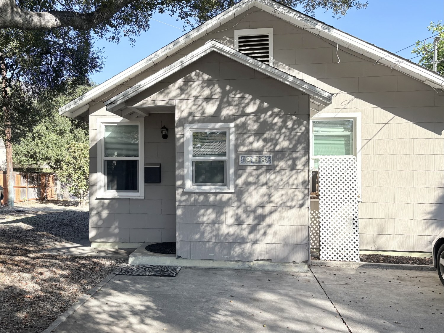 Elfyer - Monrovia, CA House - For Sale