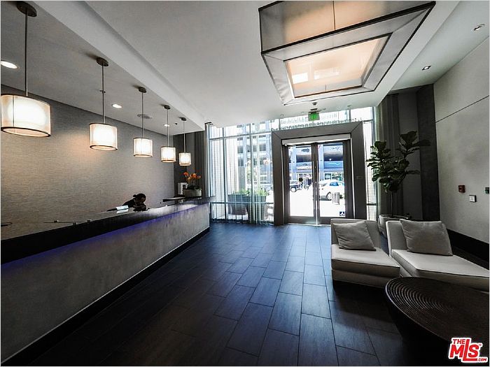 Elfyer - Los angeles, CA House - For Sale