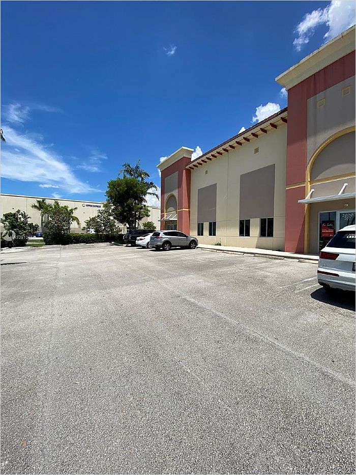 Elfyer - Miami, FL House - For Sale