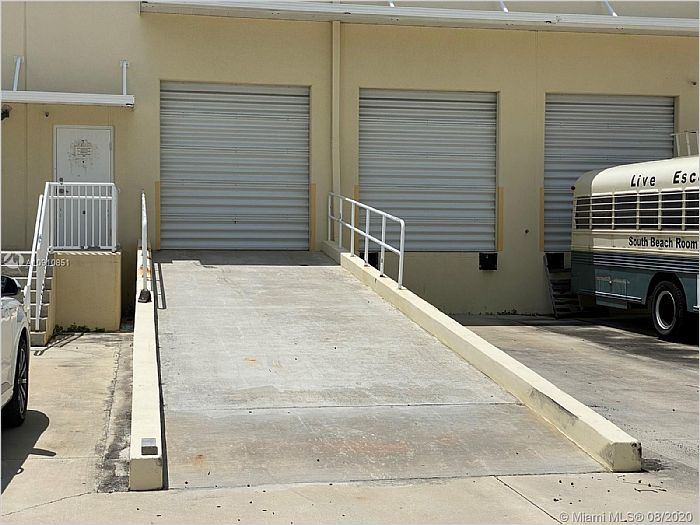 Elfyer - Miami, FL House - For Sale