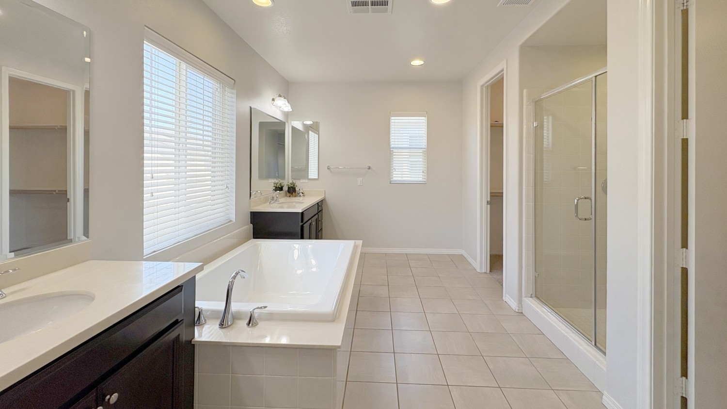 Elfyer - Eastvale, CA House - For Sale