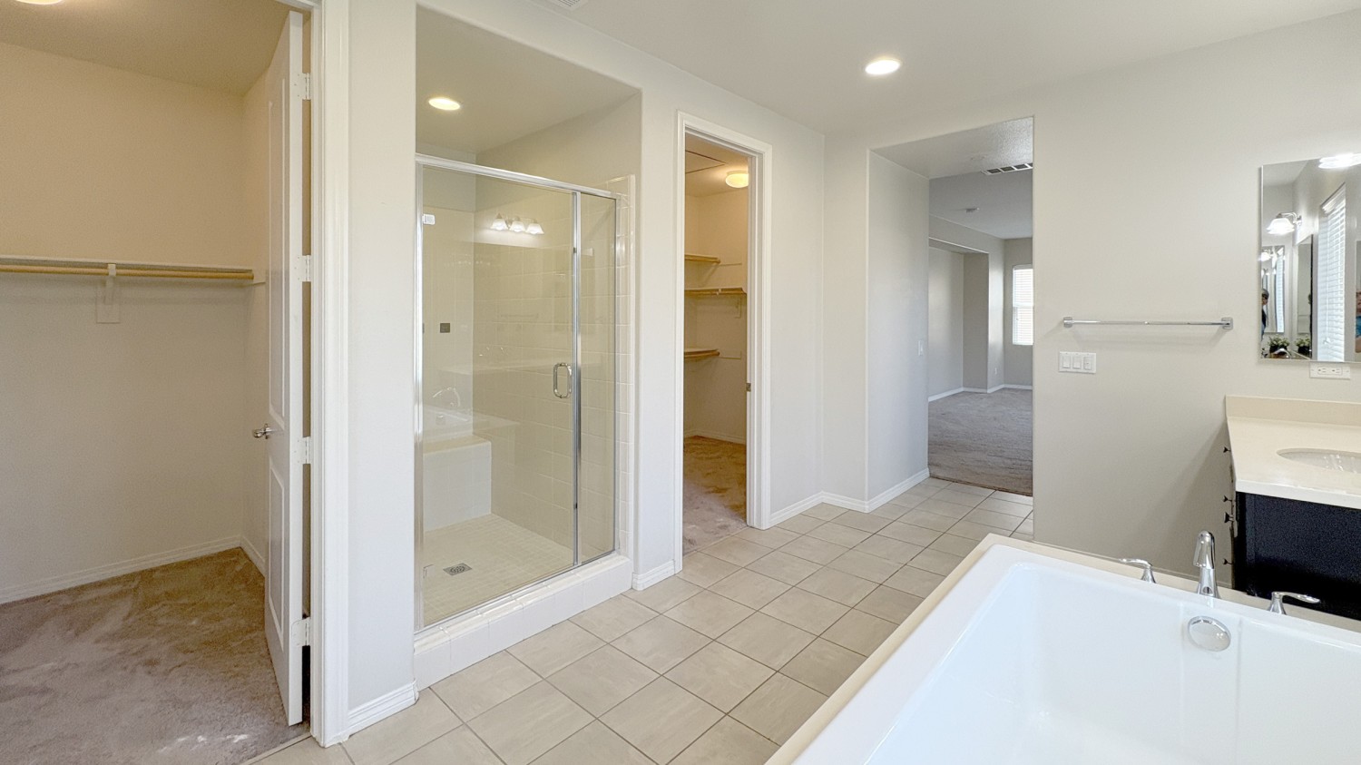 Elfyer - Eastvale, CA House - For Sale