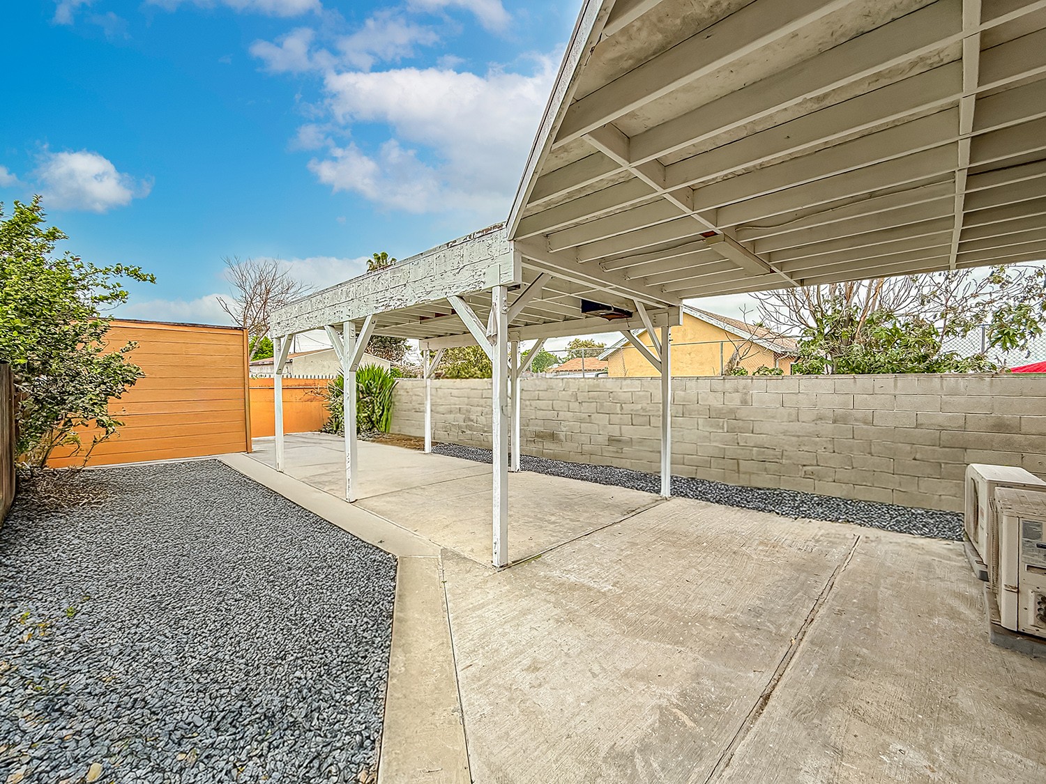 Elfyer - Los Angeles, CA House - For Sale