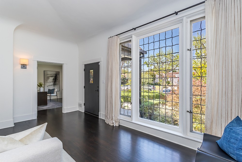 Elfyer - Los Angeles, CA House - For Sale