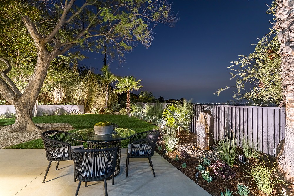 Elfyer - Los Angeles, CA House - For Sale