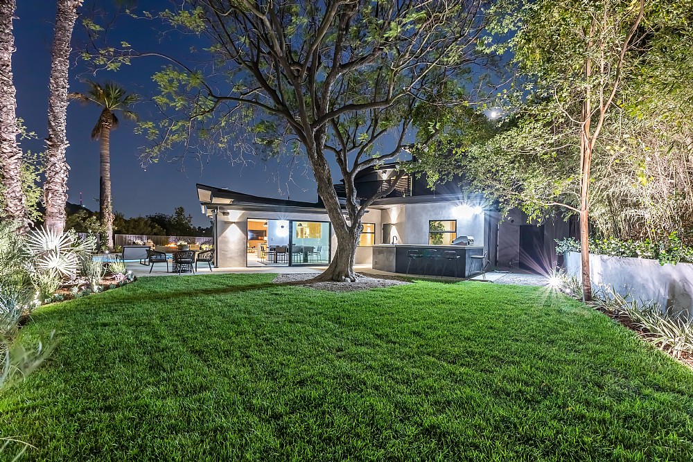 Elfyer - Los Angeles, CA House - For Sale