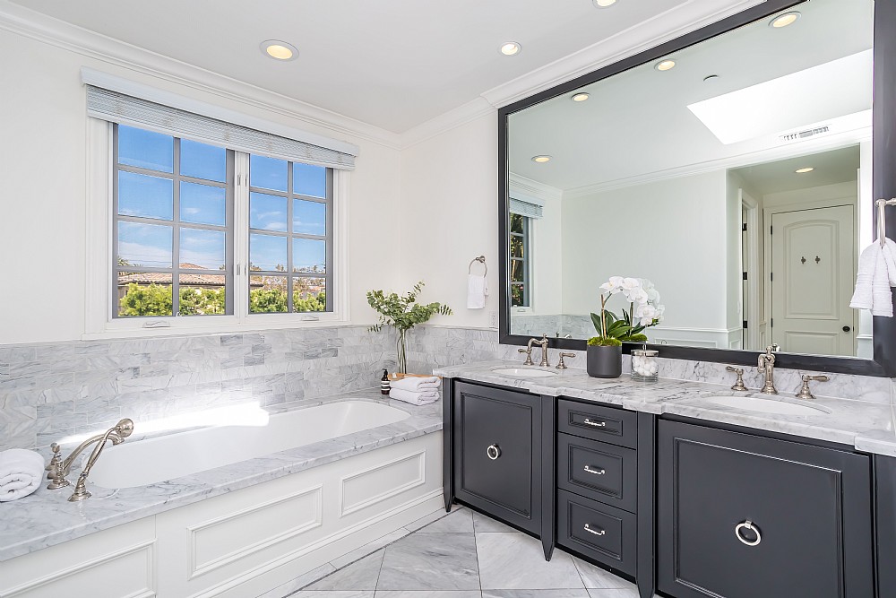 Elfyer - Los Angeles, CA House - For Sale