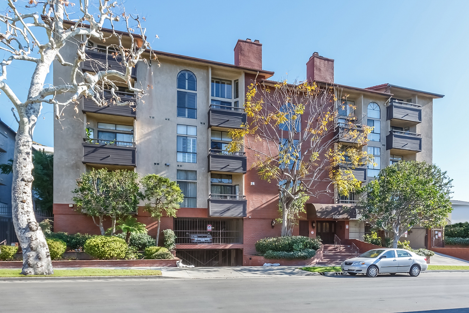 Elfyer - Los Angeles, CA House - For Sale