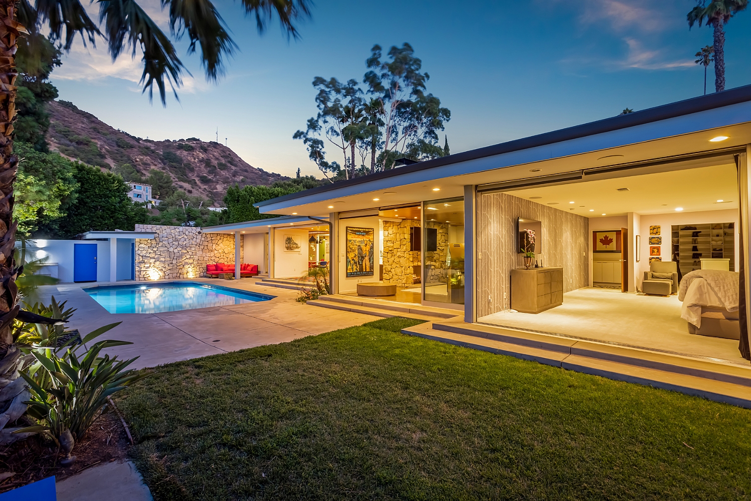 Elfyer - Los Angeles, CA House - For Sale