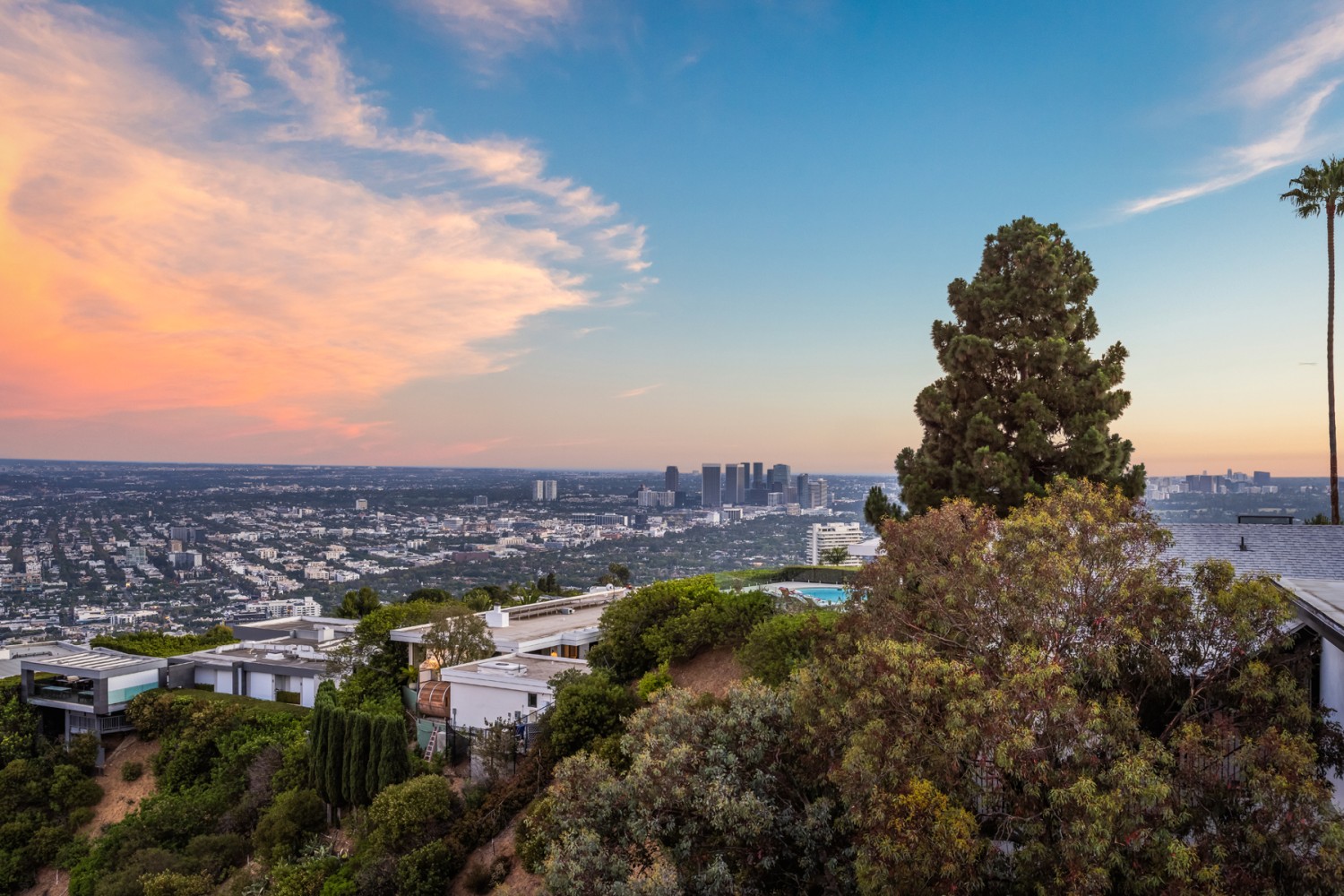 Elfyer - Los Angeles, CA House - For Sale