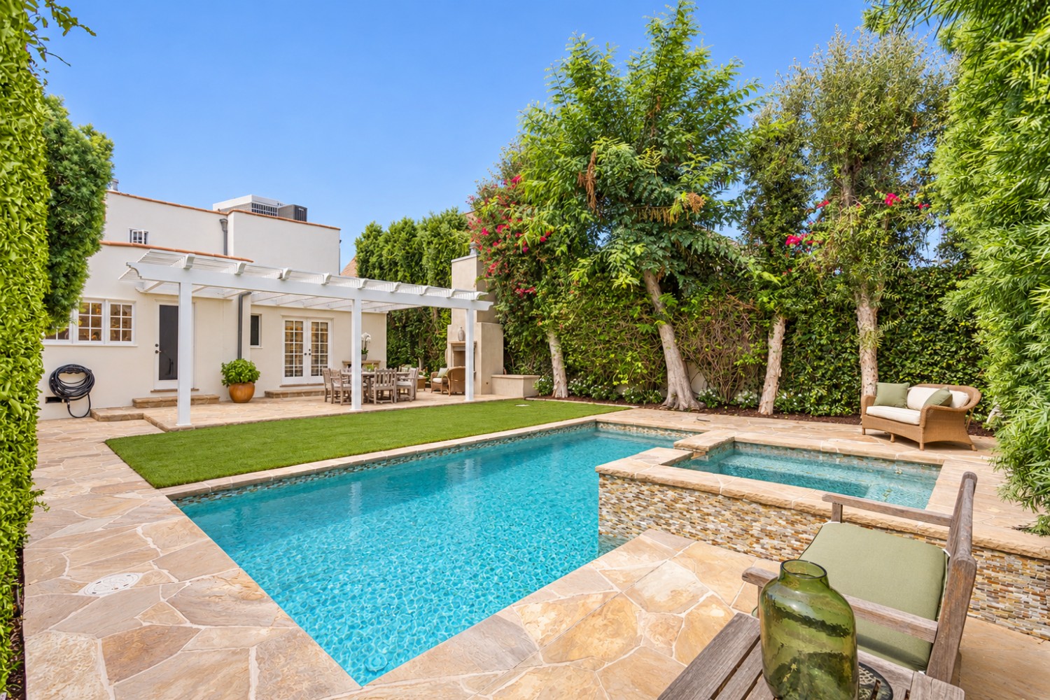 Elfyer - Los Angeles, CA House - For Sale