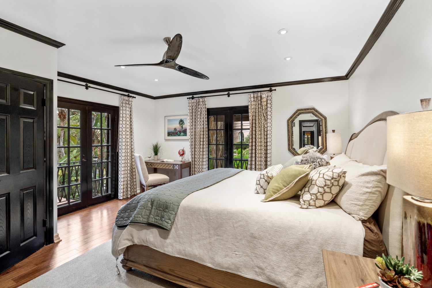 Elfyer - Los Angeles, CA House - For Sale