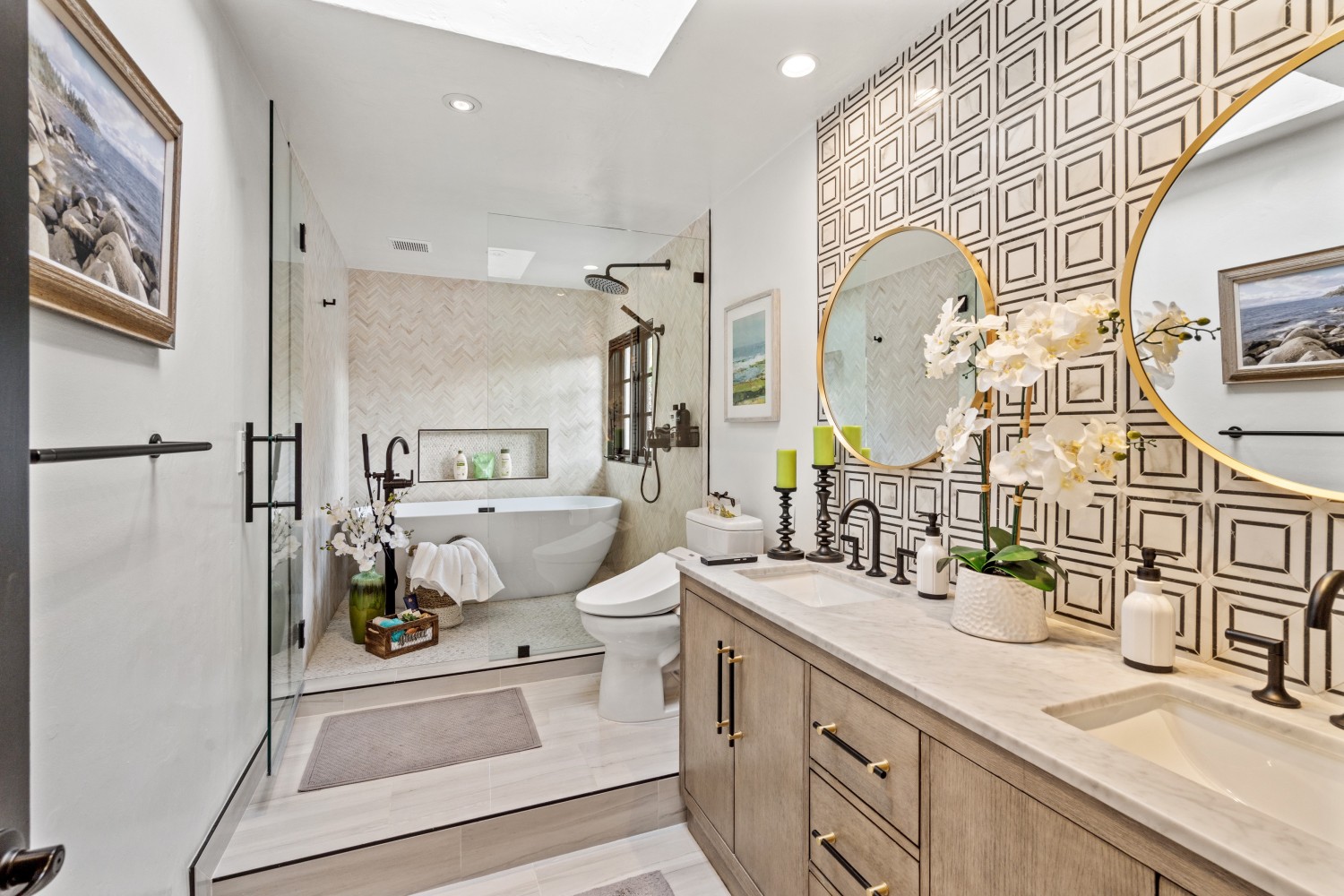 Elfyer - Los Angeles, CA House - For Sale