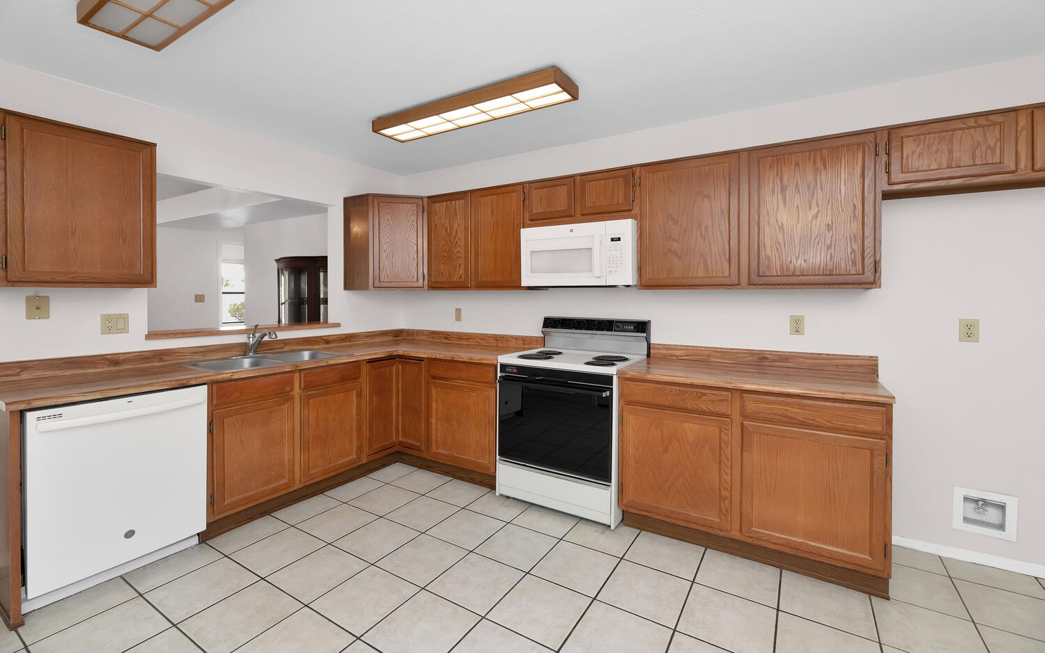 Elfyer - Chandler, AZ House - For Sale