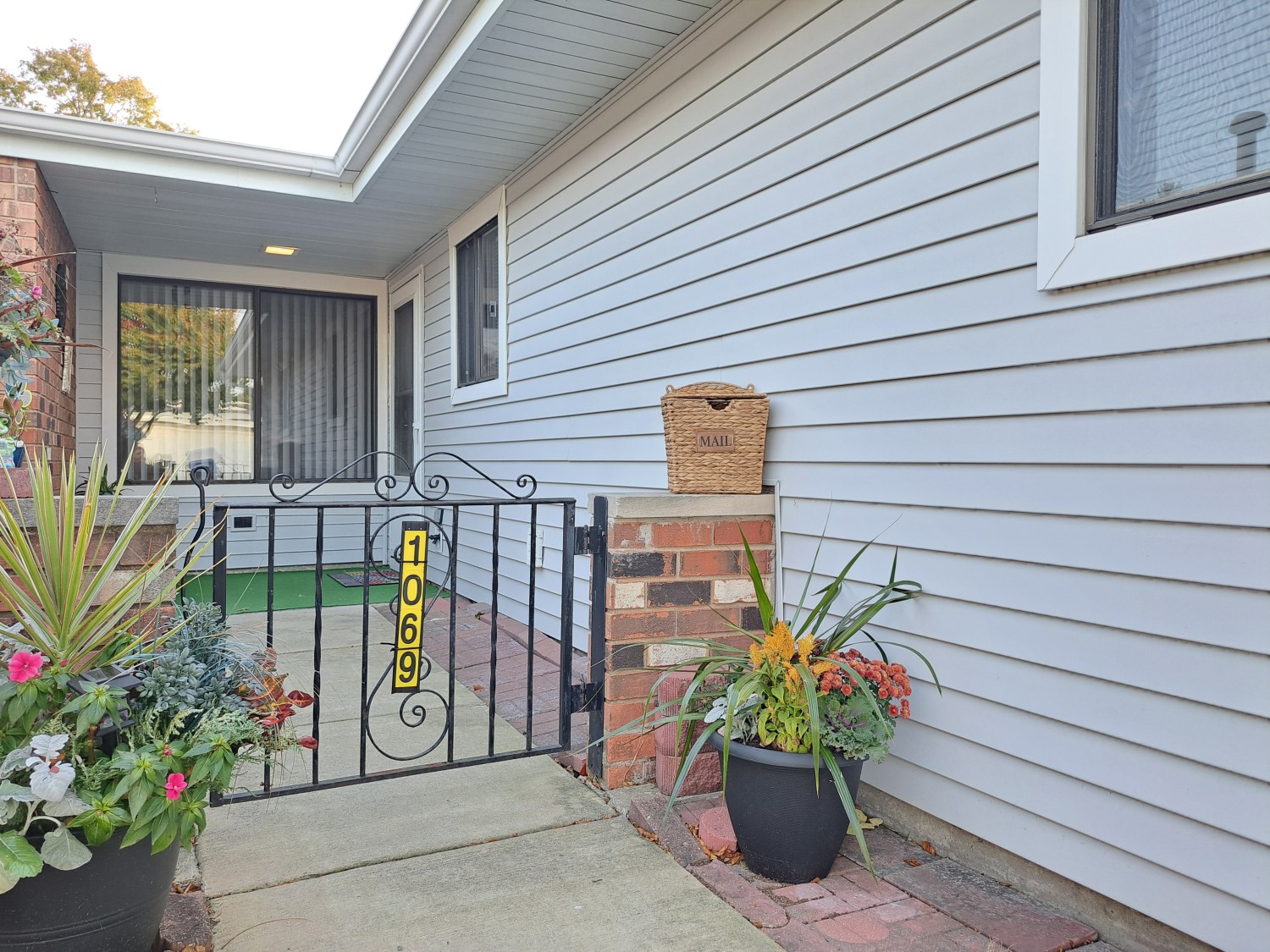 Elfyer - Schaumburg, IL House - For Sale