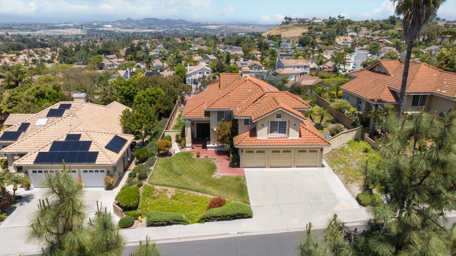Elfyer - Oceanside, CA House - For Sale