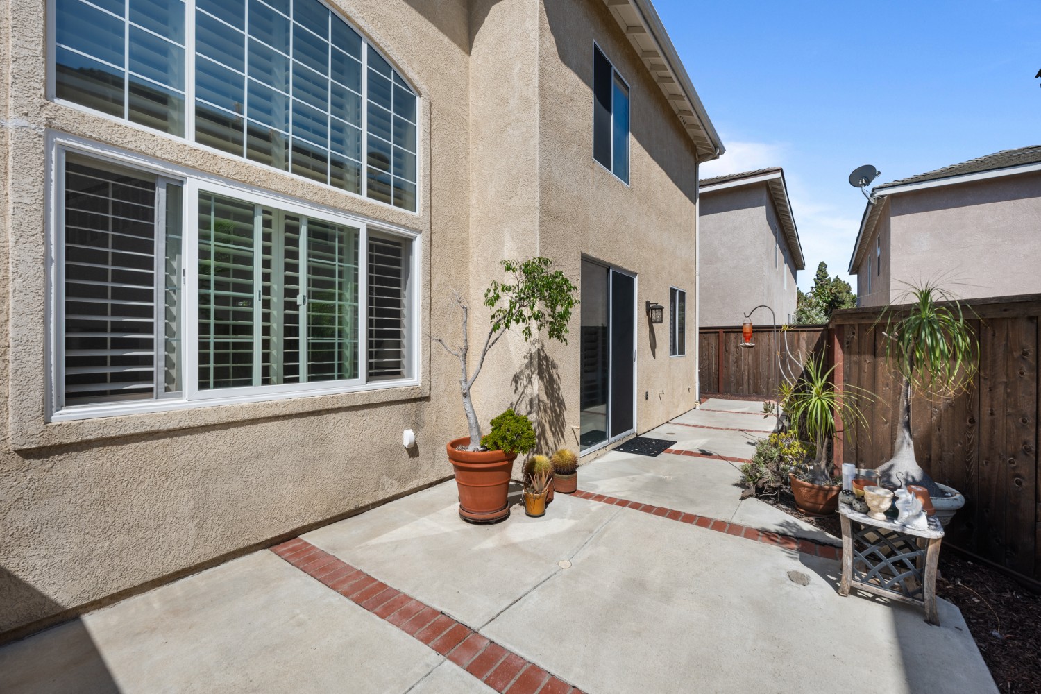 Elfyer - Oceanside,  House - For Sale