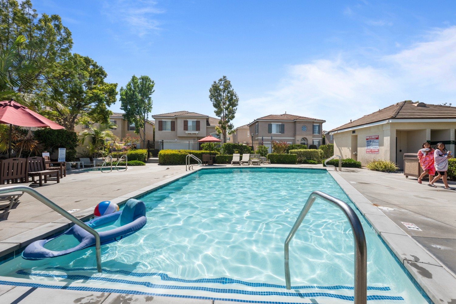 Elfyer - Oceanside,  House - For Sale