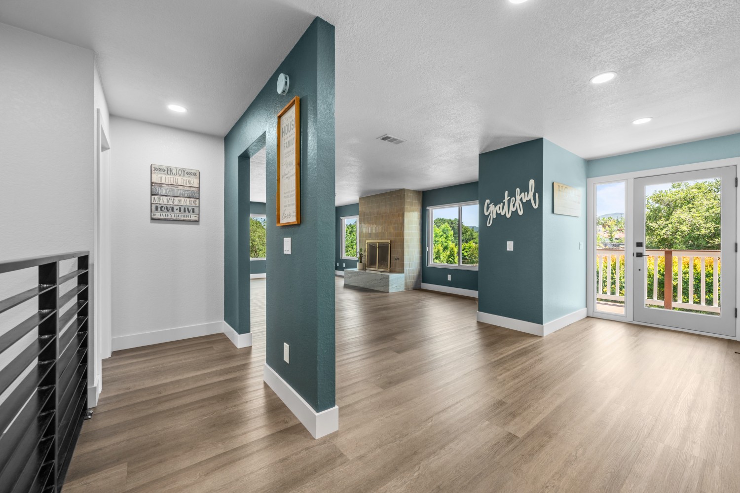 Elfyer - Vista, CA House - For Sale